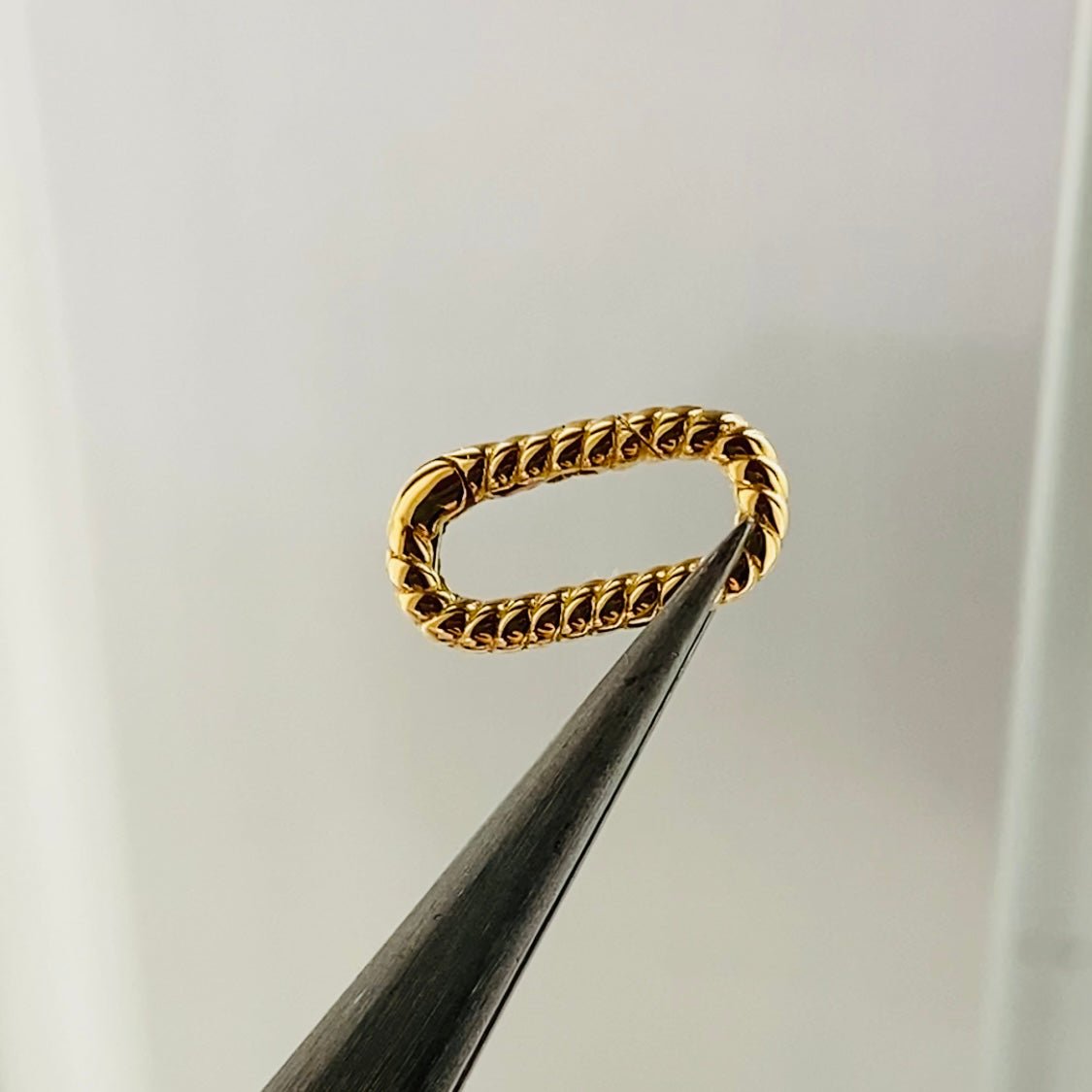 K18YG WG オーバル クラスプ 楕円形 パーツ チャーム 18K バチカン 繋ぎ ロープ ツイスト ねじり イエローゴールド ホワイトゴールド - Jewelry Hills Tokyo