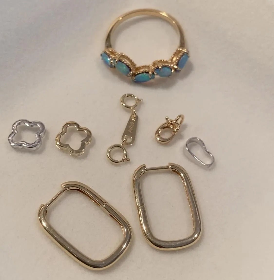 K18YG WG クローバー 四ツ葉 チャーム ネックレスパーツ 18K 18金 チェーンパーツ ペンダントパーツ コマ ホワイトゴールド イエローゴールド - Jewelry Hills Tokyo