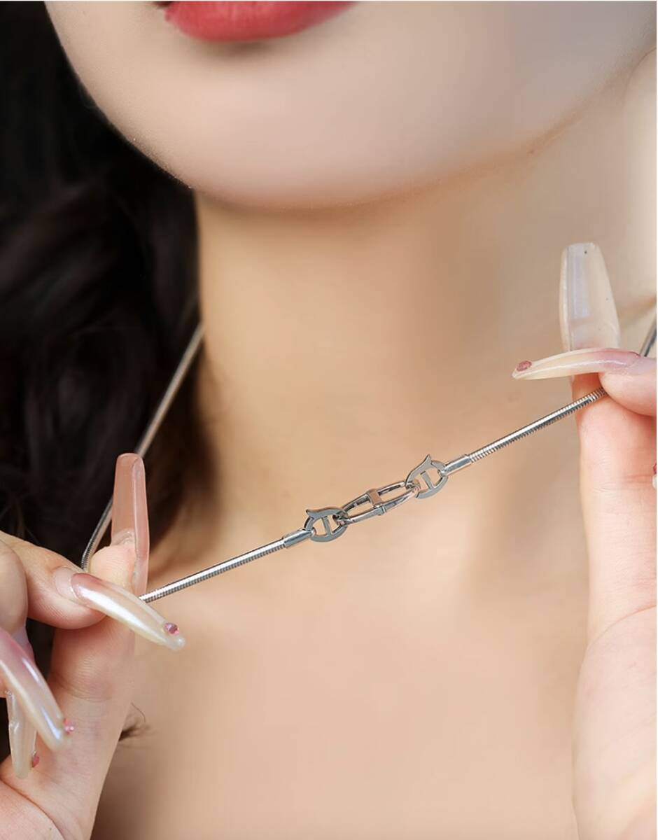 K18YG WG クリッカー クラスプ バチカン 繋ぎ チャーム コネクター 留め具 留め金具 18K 豚鼻 クラスプ 開口 開閉 ブタ鼻 フック パーツ 中留め イエローゴールド ホワイトゴールド - Jewelry Hills Tokyo