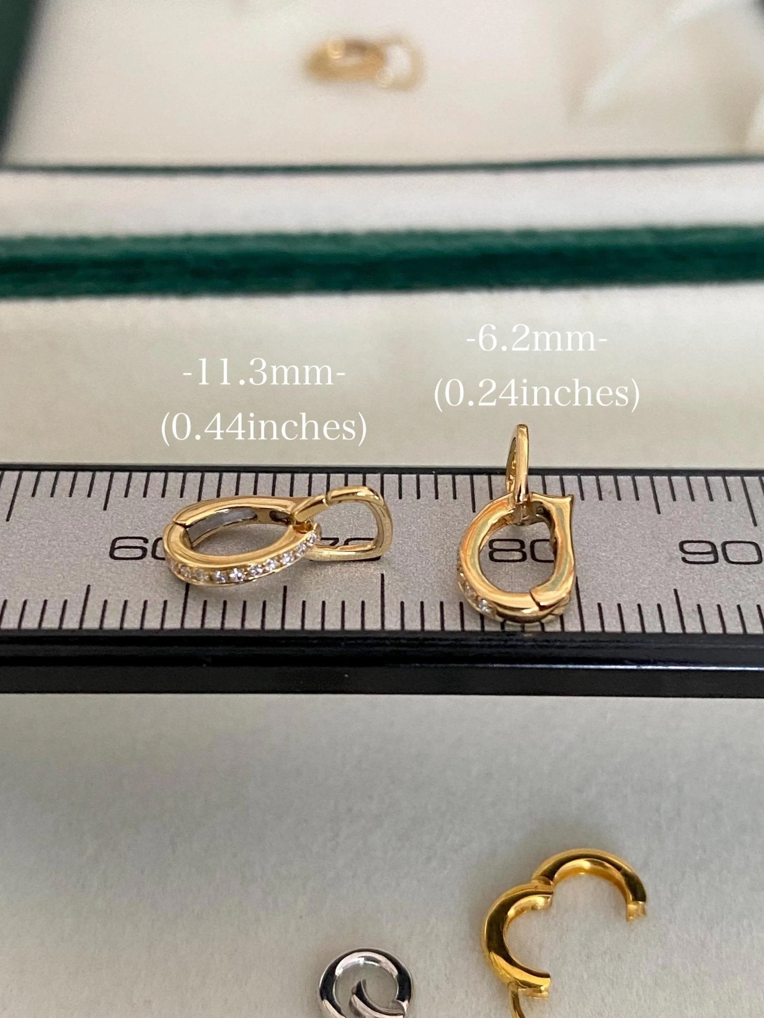K18YG WG バチカン パーツ ダイヤモンド チャーム留め ダイヤ 18K チェーンパーツ ペンダントパーツ クラスプ ワンタッチ K18 YG マルチバチカン - Jewelry Hills Tokyo
