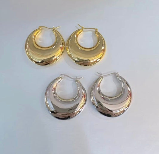 K18YG WG 大ぶり フープピアス リングピアス 大きめ C 中空ピアス イエローゴールド ホワイトゴールド 18K ラージ ティアドロップ 大ぶり - Jewelry Hills Tokyo