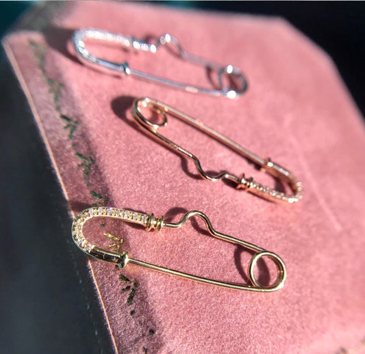 K18YG WG PG ブローチ 安全ピン チャーム留め 18K 18金 イエローゴールド ホワイトゴールド ピンクゴールド ピアス ピン型 繋ぎ ピン ダイヤモンド 25mm x 10mm - Jewelry Hills Tokyo