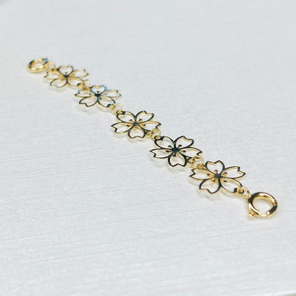 K18YG 引き輪 ヒキワ ひきわ 花 桜 梅 チェーンパーツ ネックレスパーツ YG 18K チャーム 両開口 コマ 花モチーフ 1.8cm / 3.8cm / 5.8cm 延伸 延ばす - Jewelry Hills Tokyo