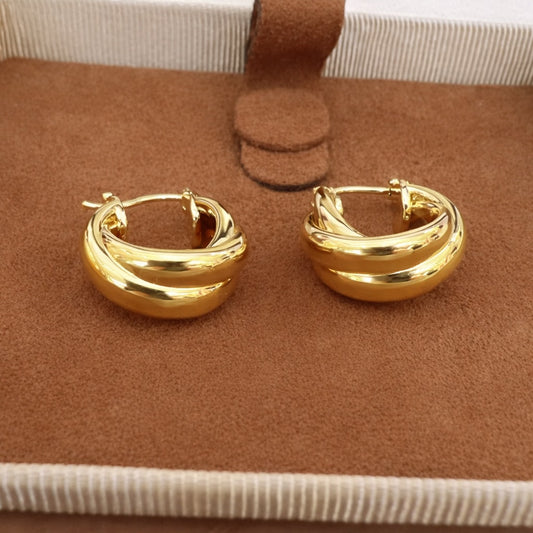 K18YG 3連 リングピアス ツイスト フープピアス 中空 18k ぷっくり ボリューム