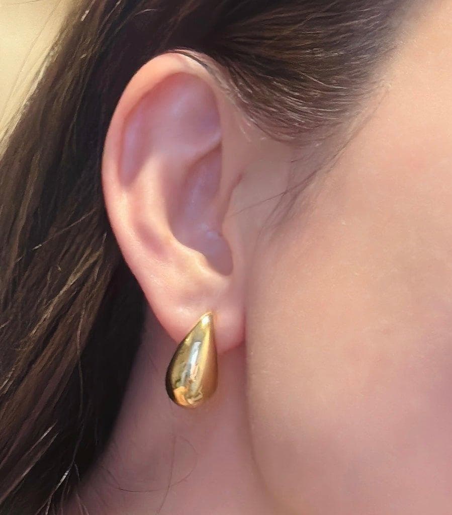 K18YG ぷっくり ティアドロップ スタッドピアス 中空ピアス イエローゴールド 丸い ドロップ型 18K 雫 イタリアンジュエリー