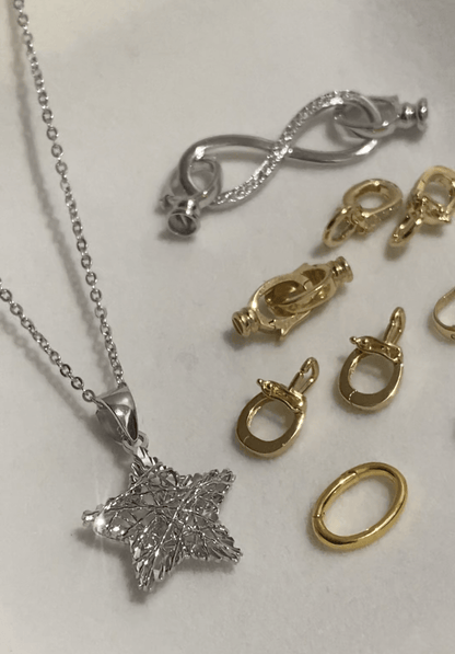 PT950 プラチナ ペンダントトップ ネックレスチャーム 星 星型 スター ワンポイント シンプル キラキラ ペンダント ネックレス - Jewelry Hills Tokyo