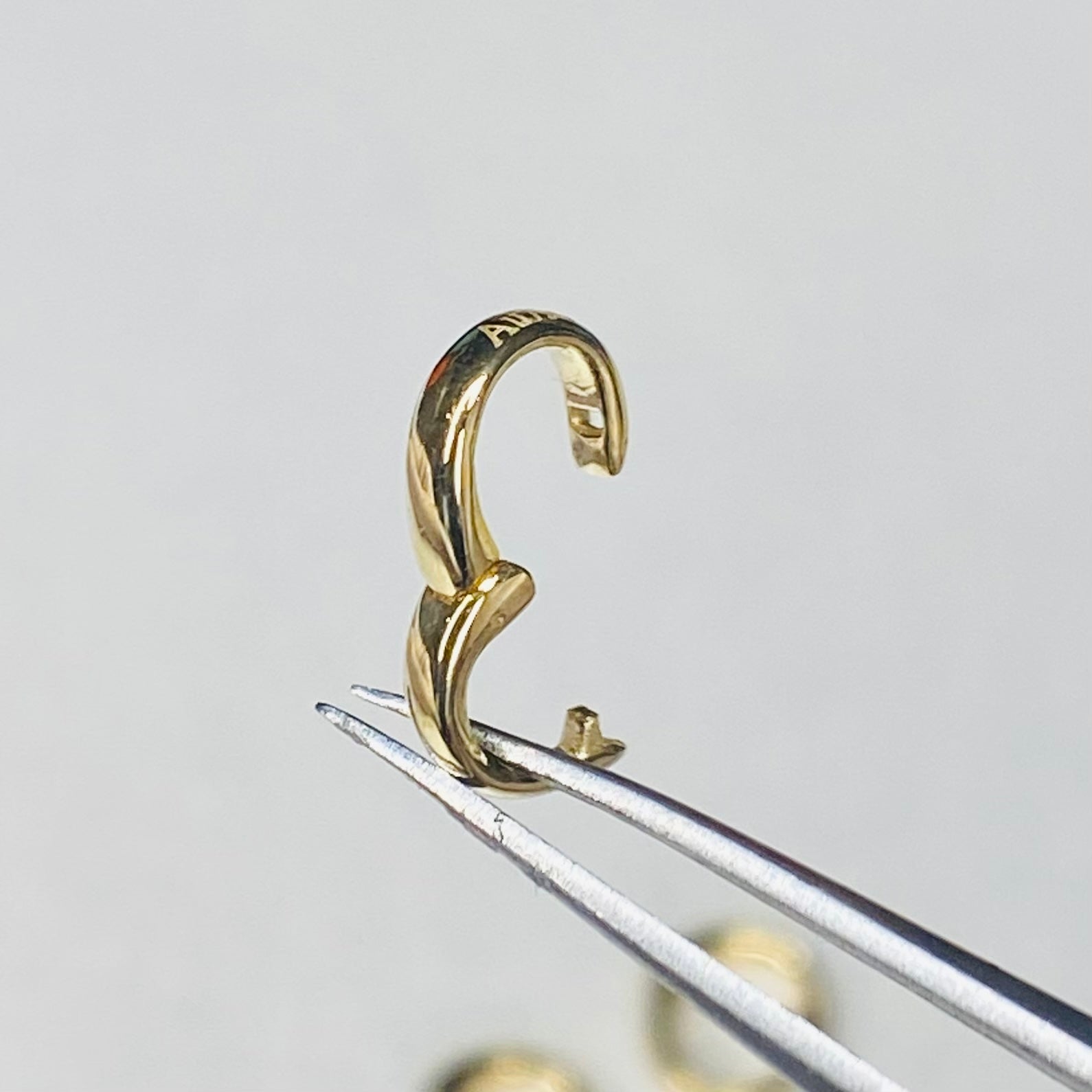 【S•M•L】18金 バチカン パーツ YG WG PG クリッカー オーバル 18K イエローゴールド ホワイトゴールド ピンクゴールド 繋ぎ K18 - Jewelry Hills Tokyo
